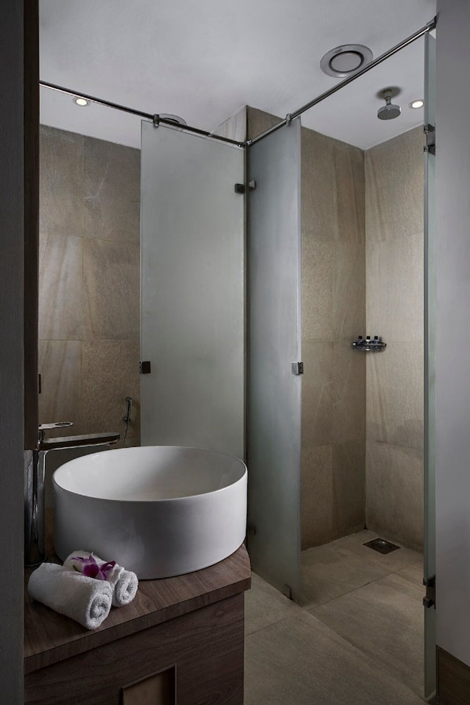 Deluxe, Royal Wing، RESORT RIO 5/5