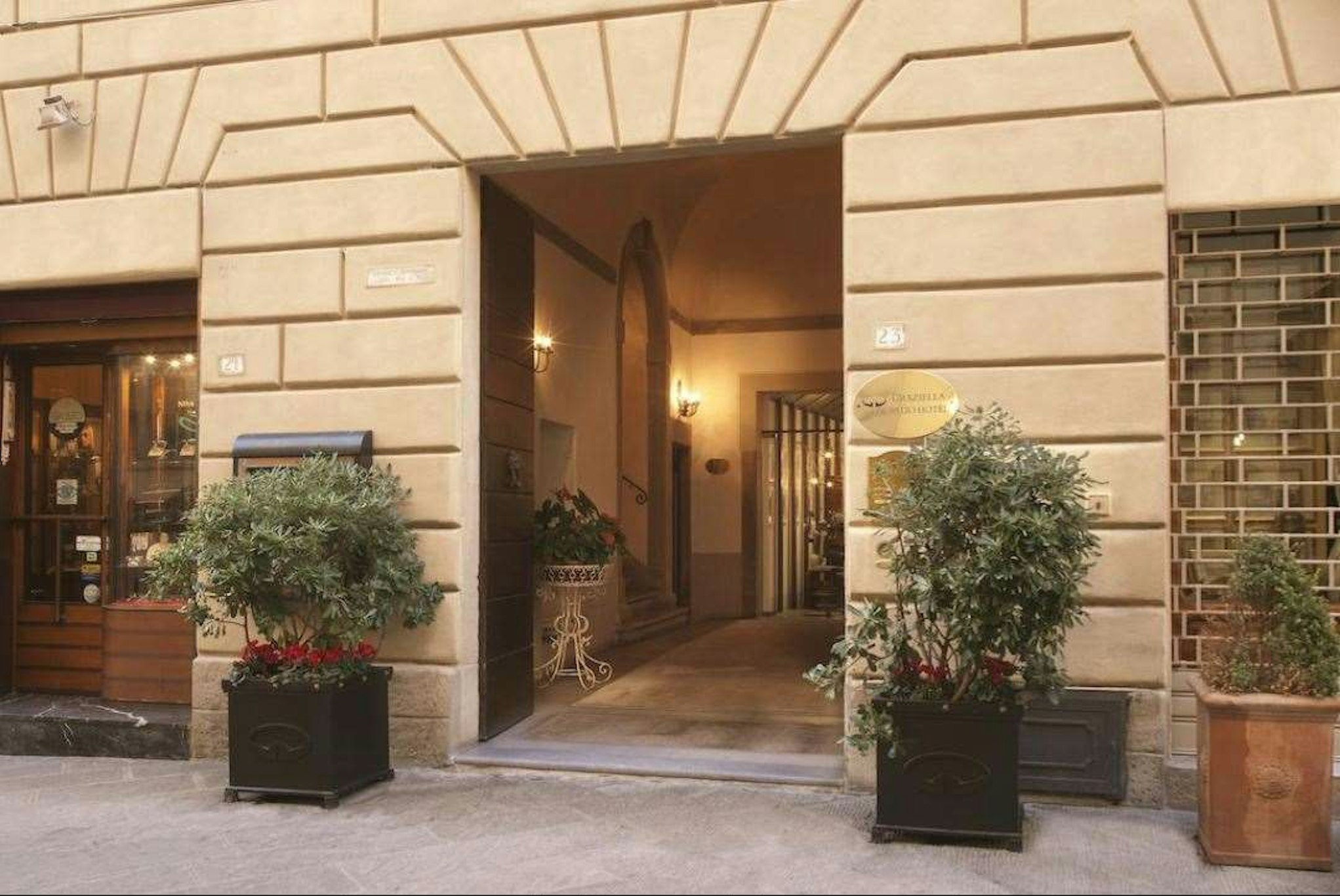 Graziella Patio Hotel 4/63