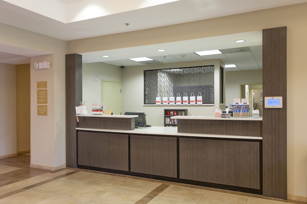 CANDLEWOOD SUITES SAN MARCOS 10/71