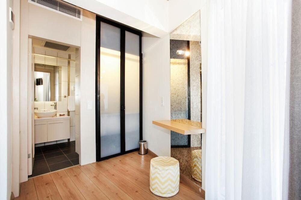 Miller Hotel 12/50