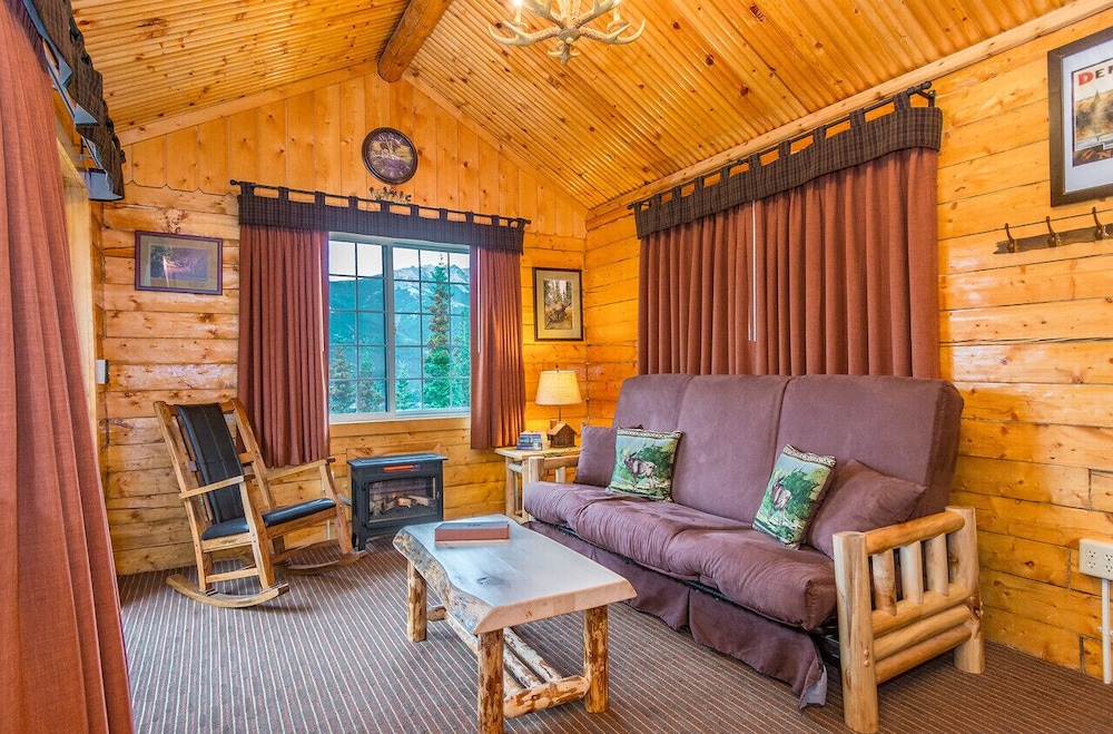 GRANDE DENALI LODGE 25/50