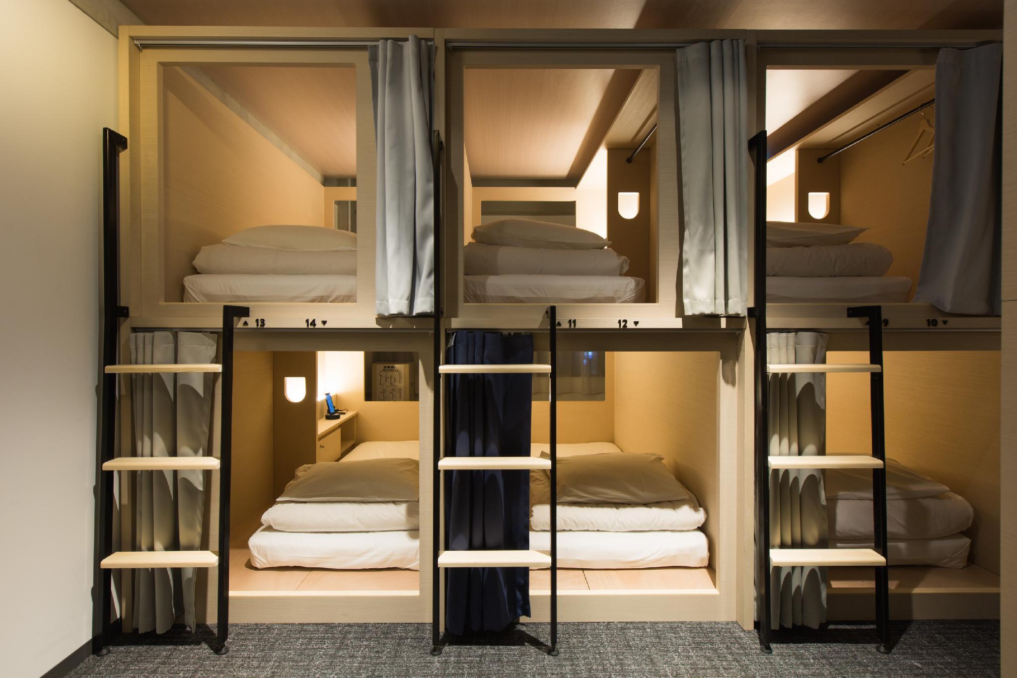 Female Dorm, Female Only