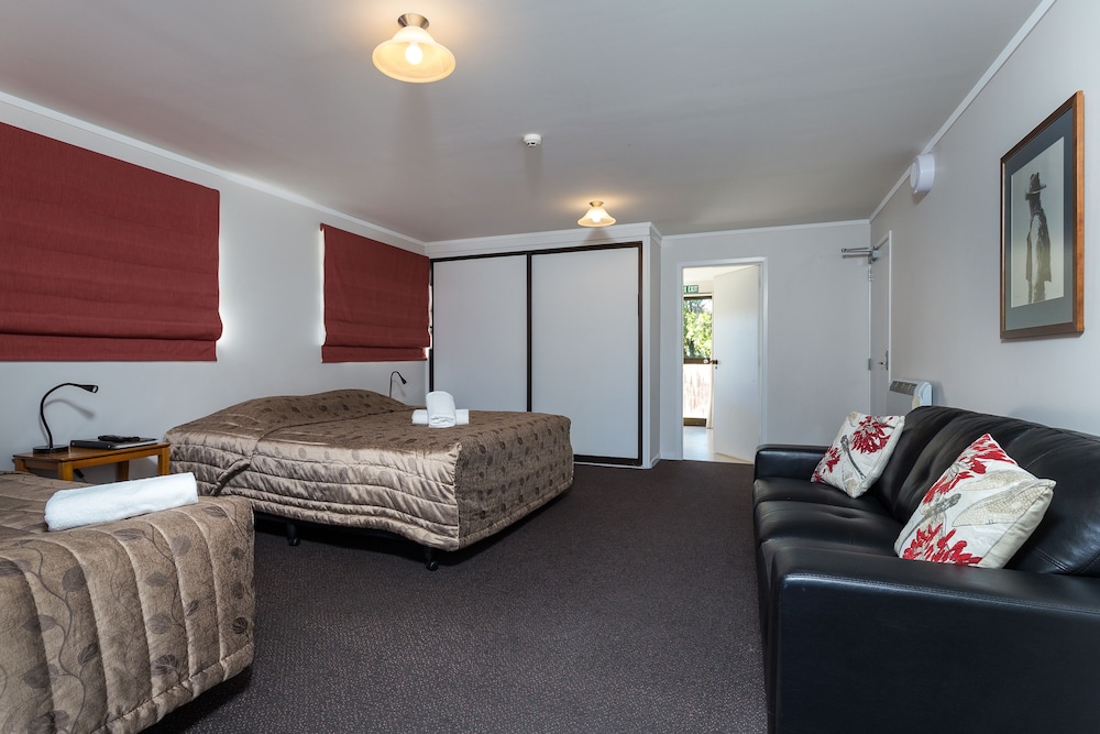 Cherylea Motel 26/72