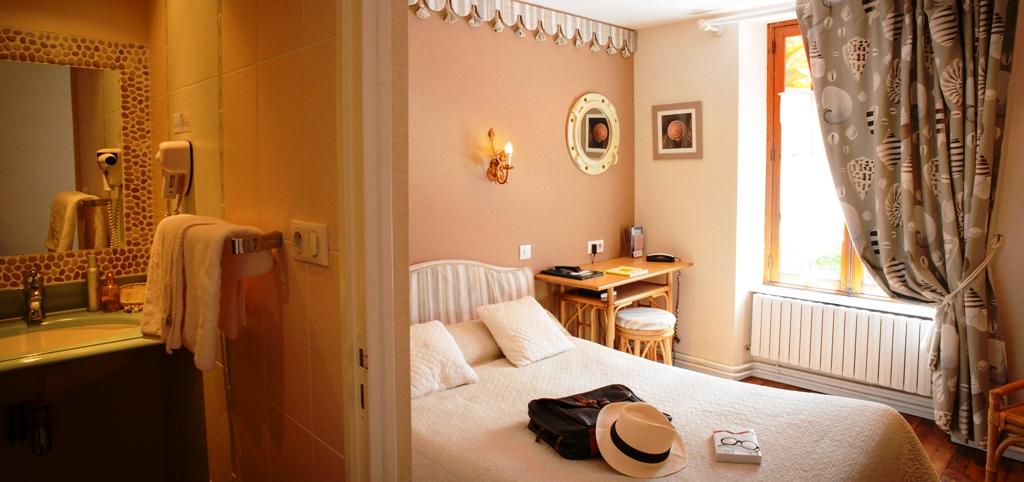 Hotel de France Et Des Fuchsias 9/19