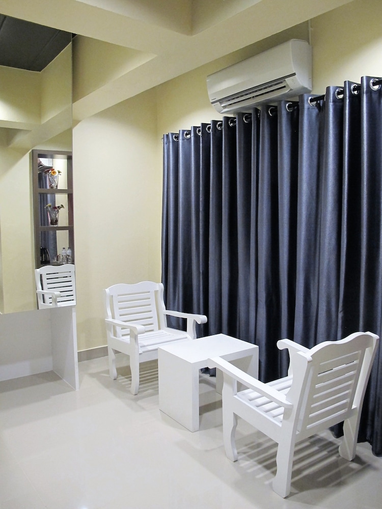 Suvarnabhumi Oriental Resort 56/64