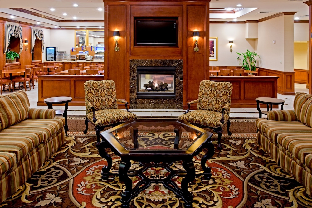 Rockville Centre Hotel 27/38