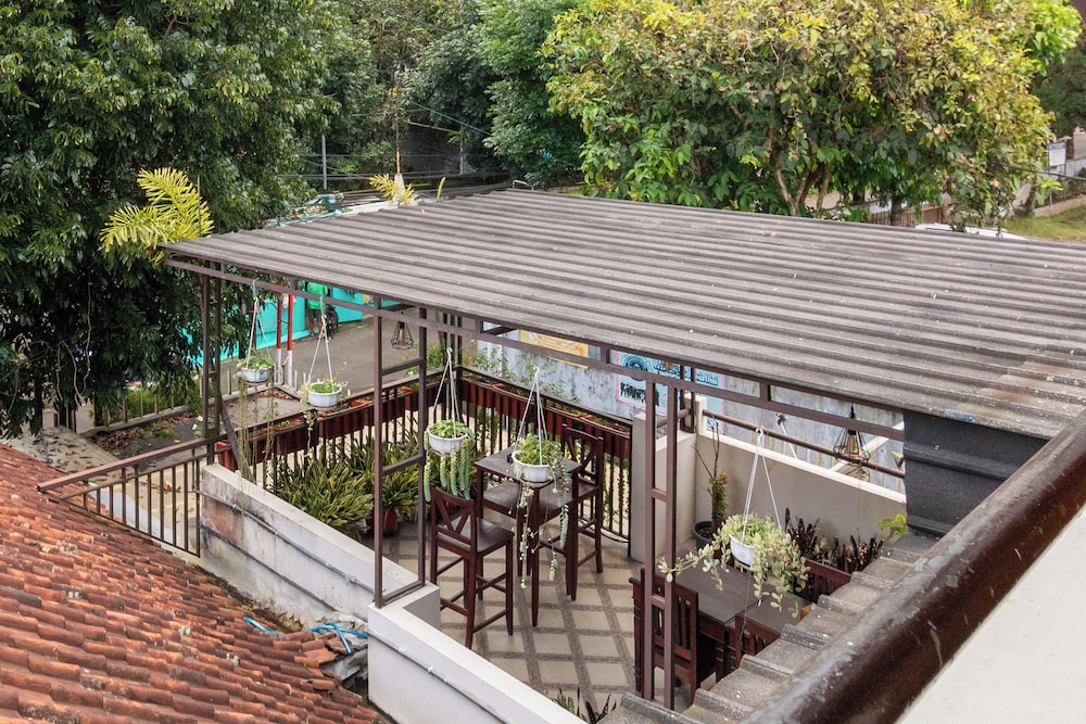 Jayagiri Guesthouse By Belgareti 57/63