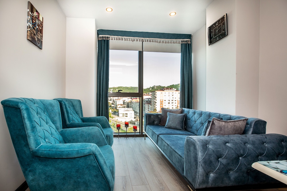 Marina Green Suite Hotel 28/41