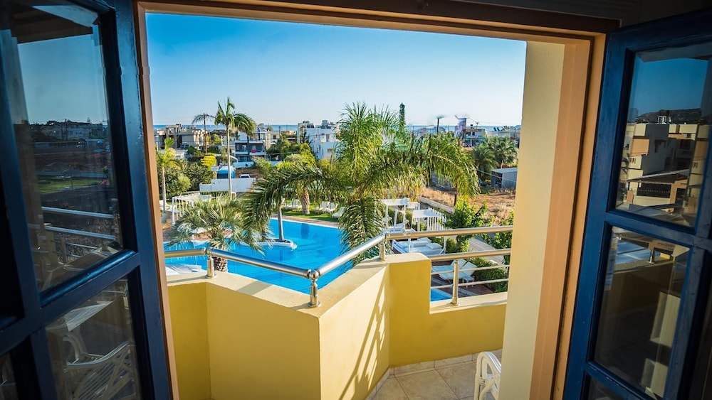 Parthenis Hotel & Suites 29/50
