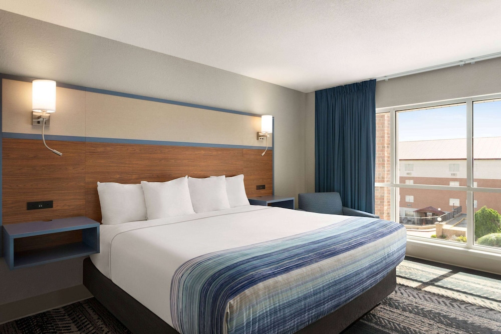 AmericInn by Wyndham Branson and Conference Center 23/62