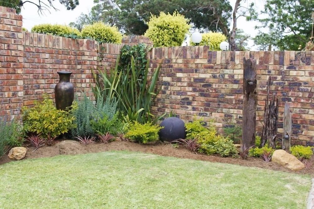 Amani Guest Lodge 30/41