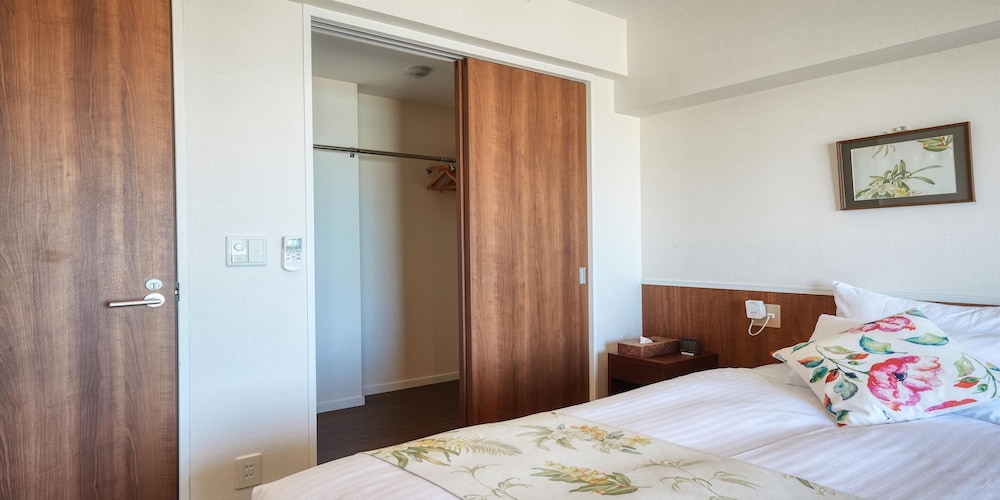 Seaside Condominium Rana Chatan 27/73