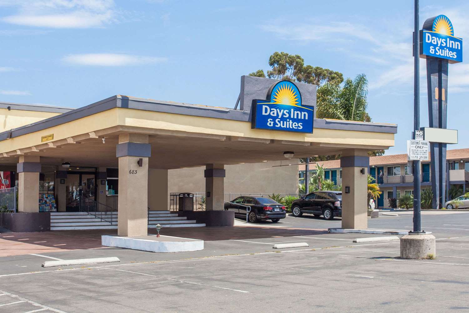 Days Inn by Wyndham San Diego-East/El Cajon 2/56