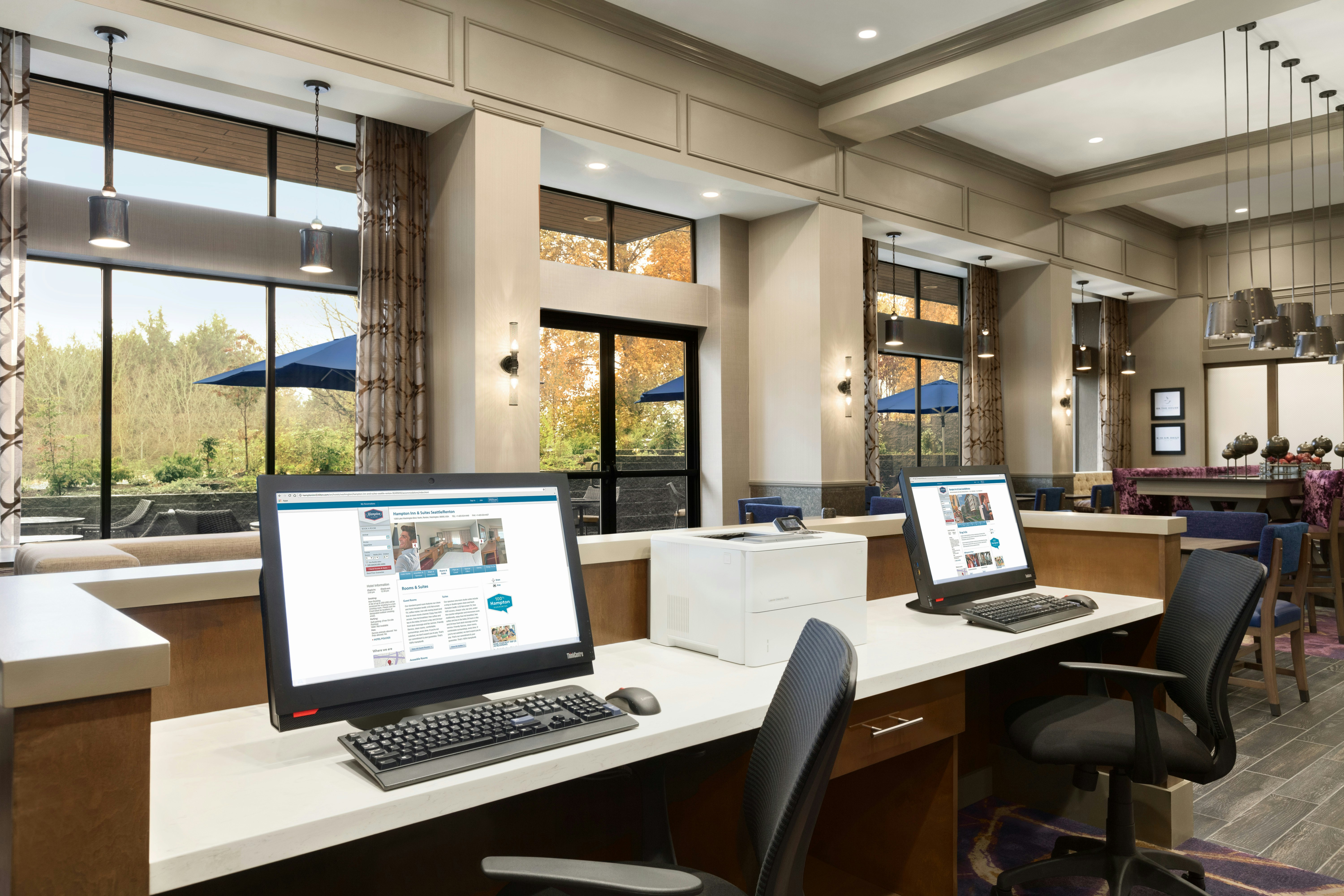 Hampton Inn Suites Seattle Renton 49/53