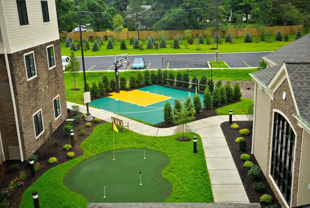 Staybridge Suites Williamsville Buffalo by IHG 3/65