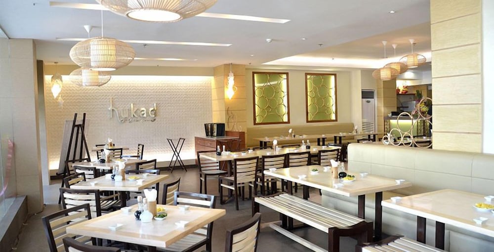 Royal Garden Hotel 37/44