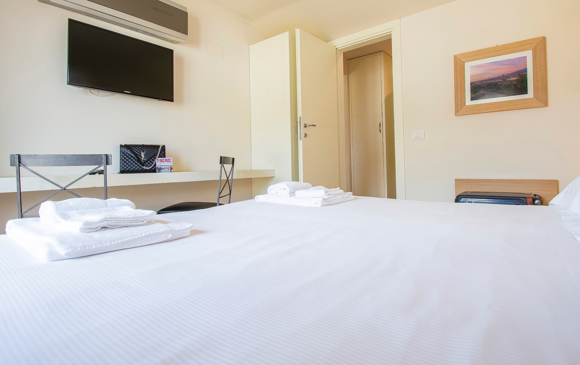 Panoramic, Penthouse, 1 Queen and 1 Murphy Bed, Queen Murphy Bed، Relais Piazza Signoria 4/9