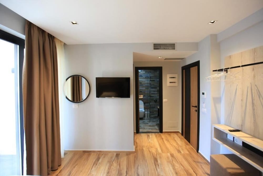 Hotel Citrus 24/37