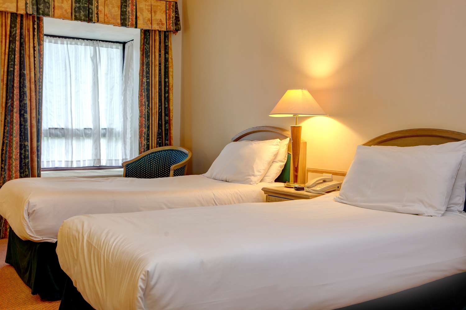 غرفة قياسية بسريرين منفصلين، The Watermill Hotel, Sure Hotel Collection By Best Western 2/2