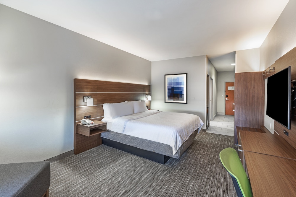Holiday Inn Express Hotel And Suites Pryor 22/53