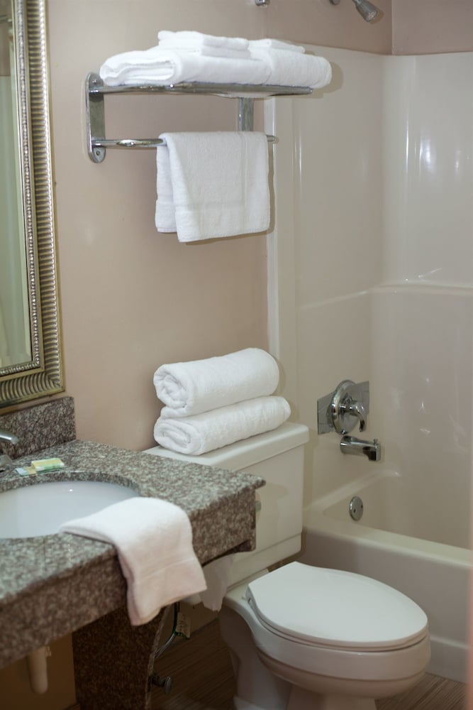 Room, 2 Queen Beds