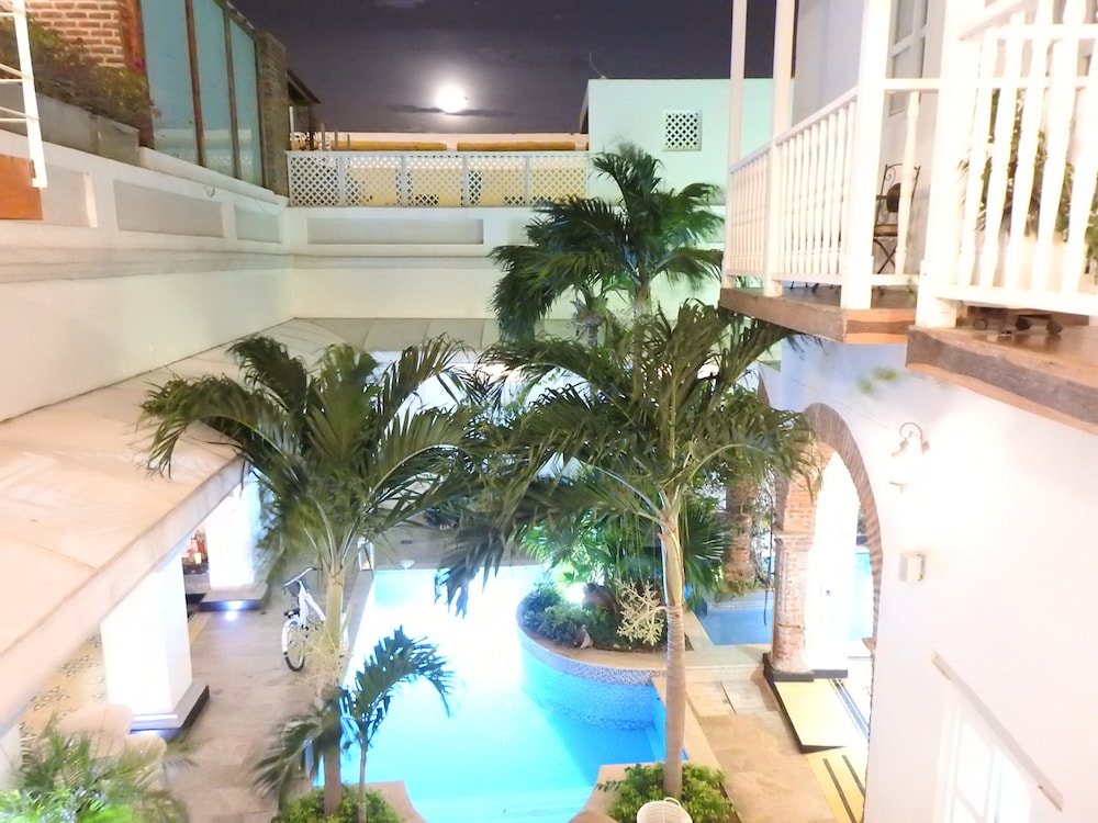 HOTEL BOUTIQUE DON PEPE 29/72