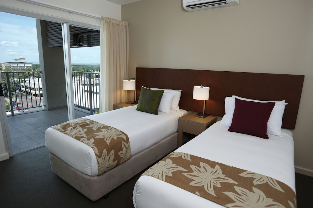 QUEST PALMERSTON 9/54