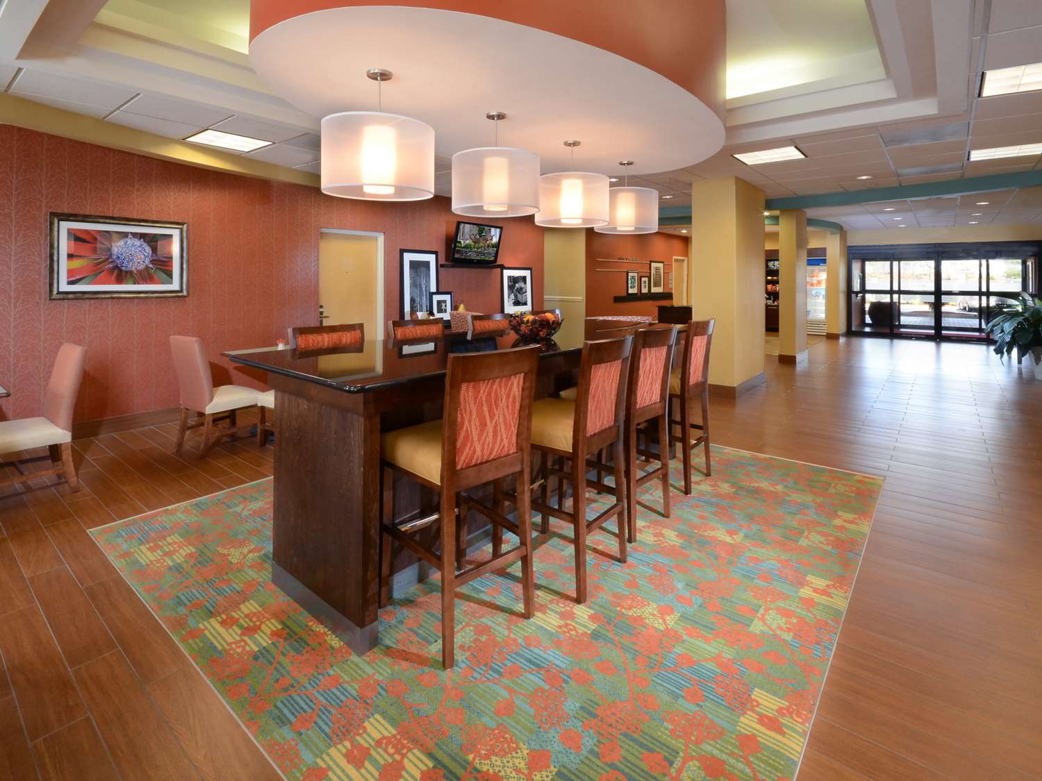 restaurant cafeteria