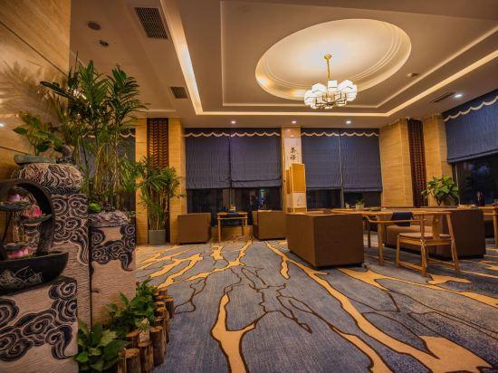 Ramada by Wyndham Changsha Tianxin 12/26