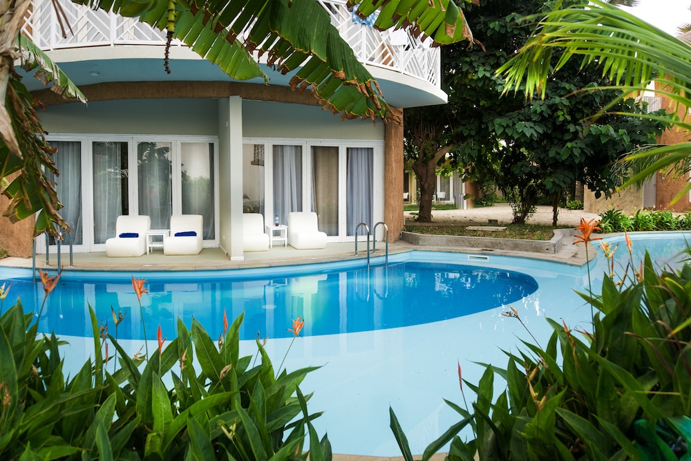 Balafon Beach Resort in SERREKUNDA