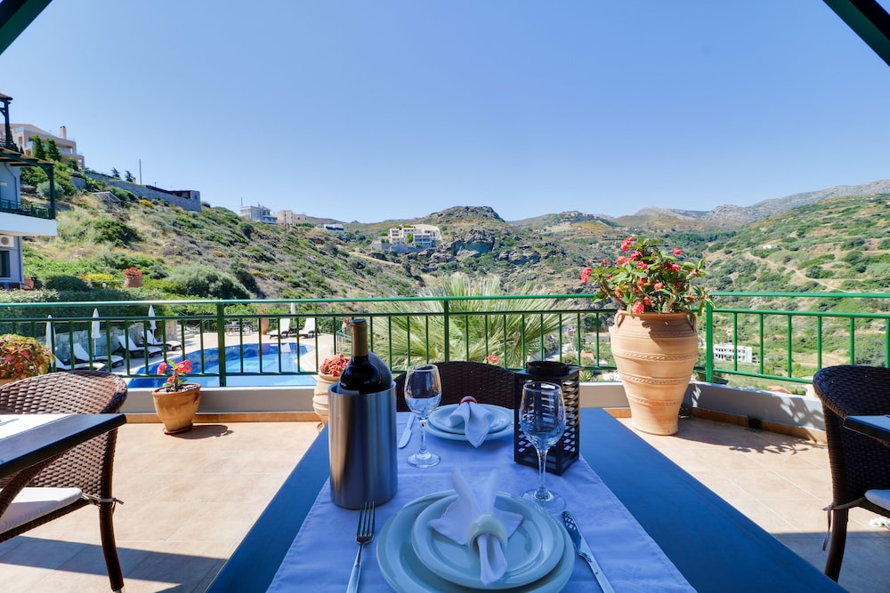 Erivolos Hotel Apartments 29/36