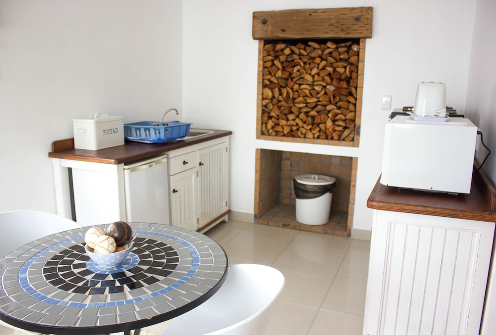 Paternoster Manor 5/36