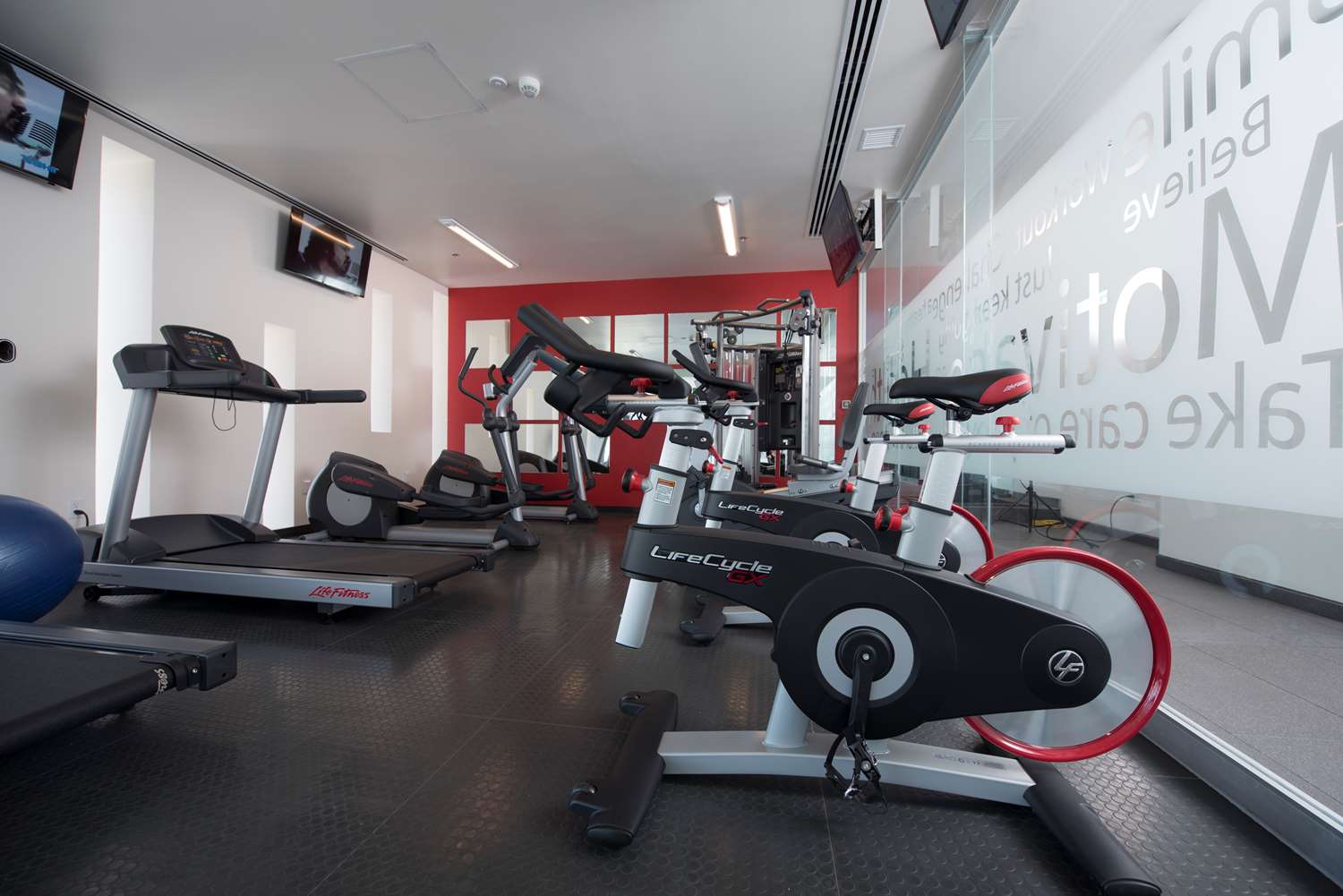 Ramada Encore by Wyndham Aguascalientes 27/50