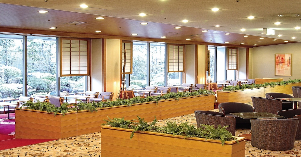 The Crown Palais New Hankyu Kochi 3/66