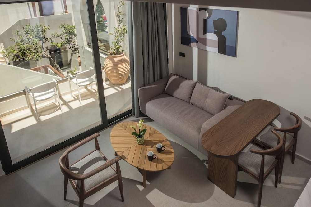 Vaya Suites by Omilos Hotels 39/49