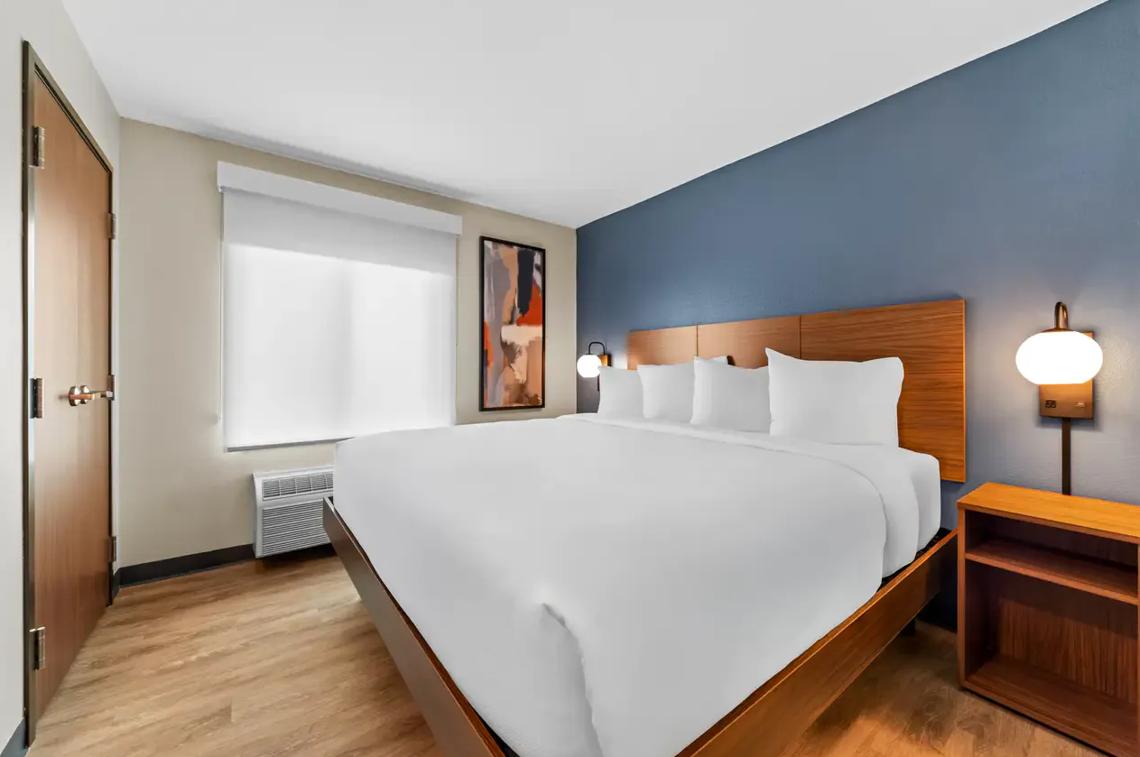 Everhome Suites Ontario Airport 15/39