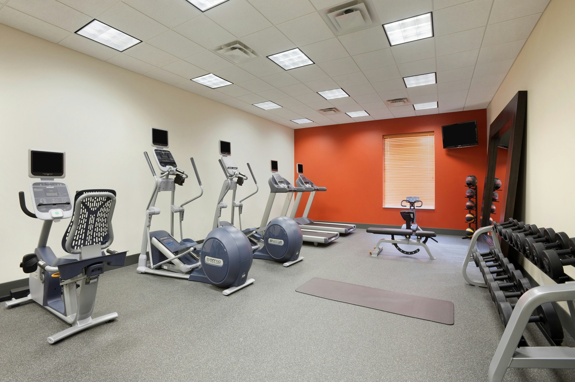 Hilton Garden Inn Edmonton International Airport 3/8