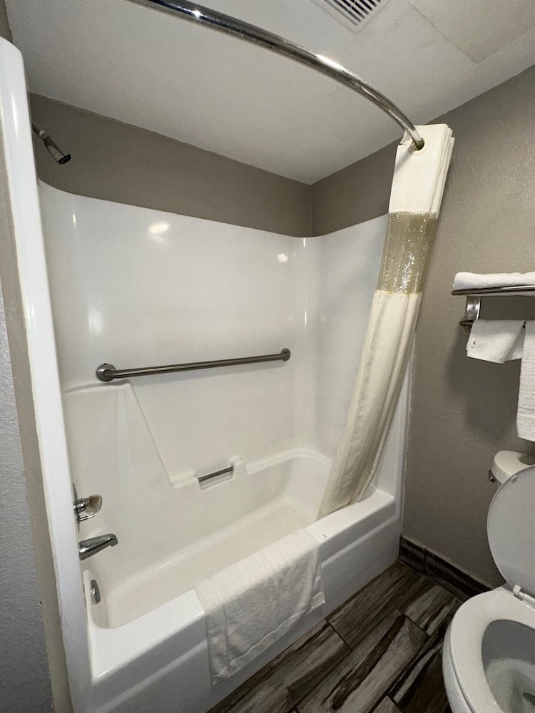 Jameson Inn Winder 55/60