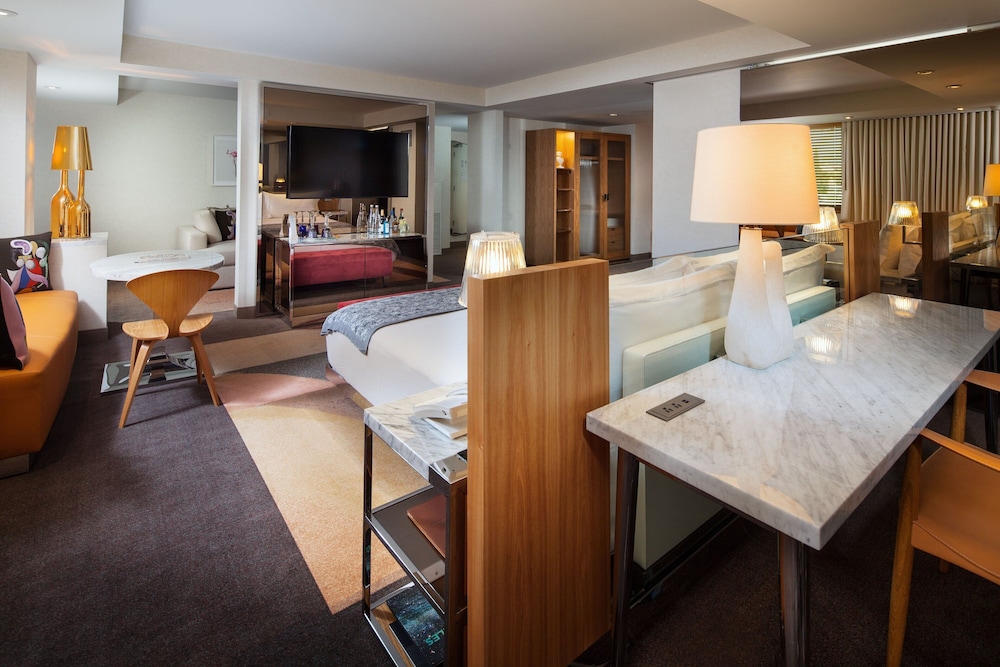 Sls Hotel A Luxury Collection Hotel Beverly Hills 37/41