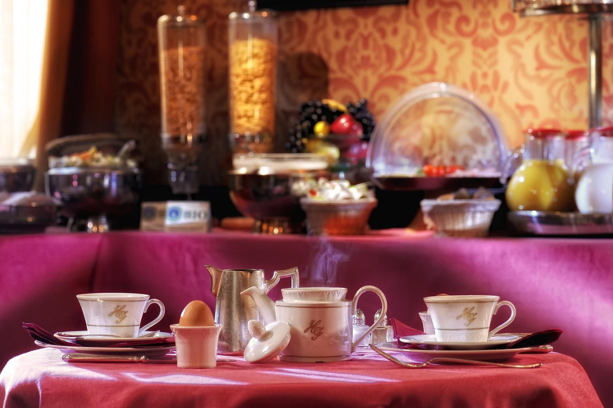 Flora Hotel 5/7
