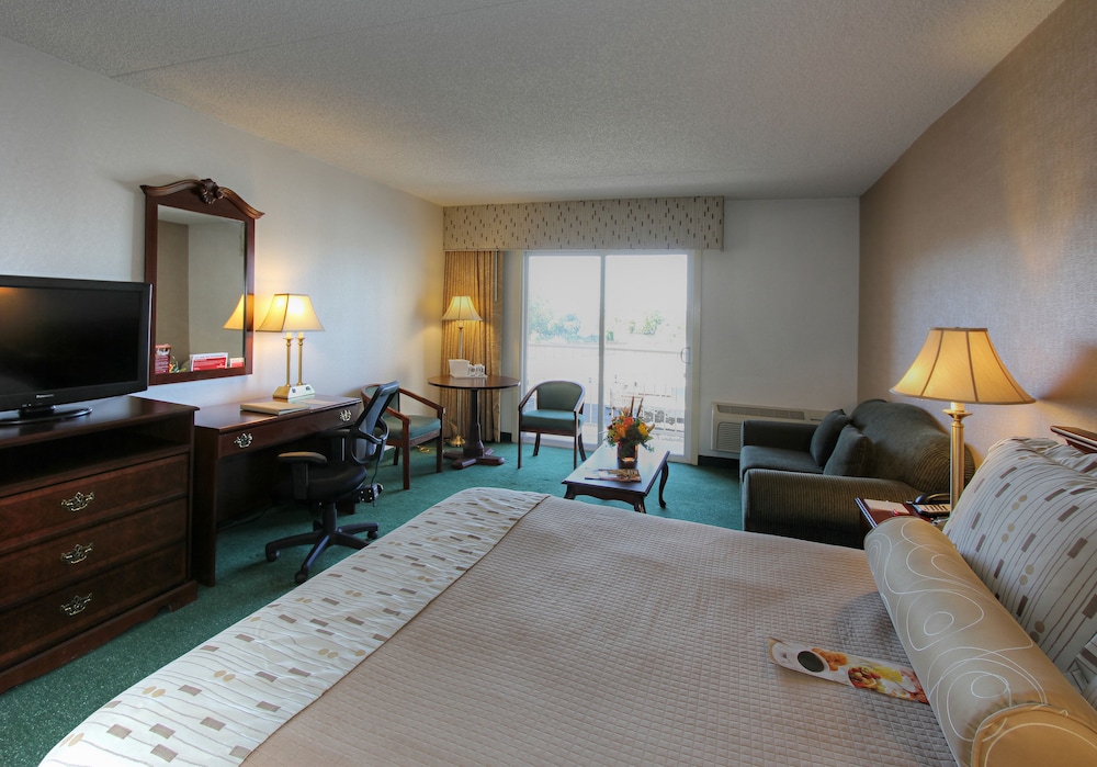 Clarion Hotel Philadelphia International Airport 11/57