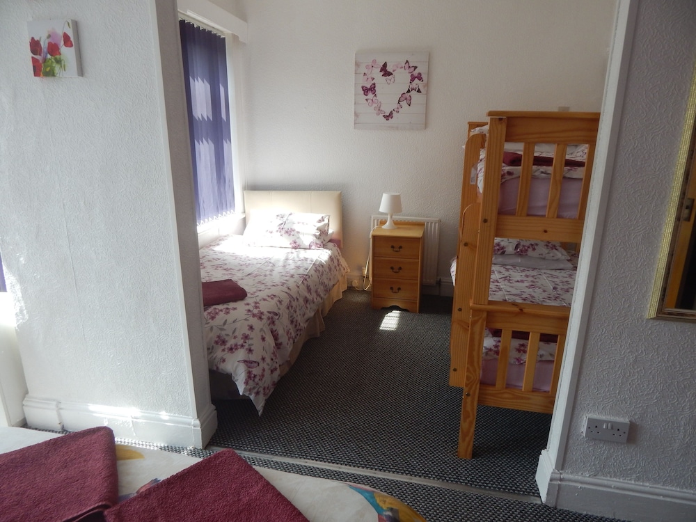 Llanryan Guest House 24/39