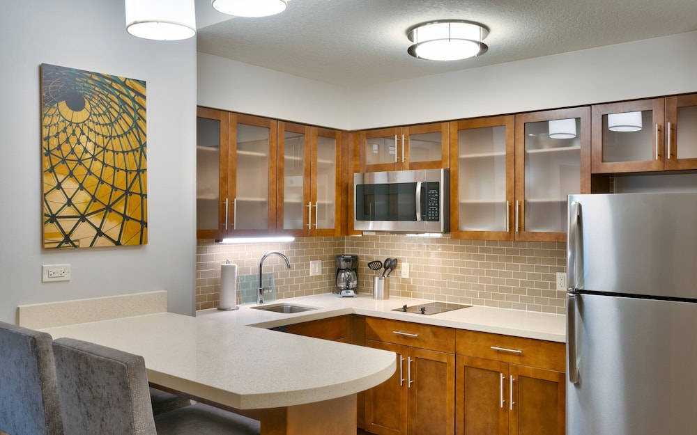 STAYBRIDGE SUITES GAINESVILLE I-75 51/68