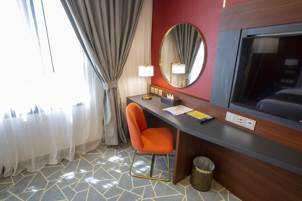 فندق فيلار إن(Velar Inn Hotel) 76/77