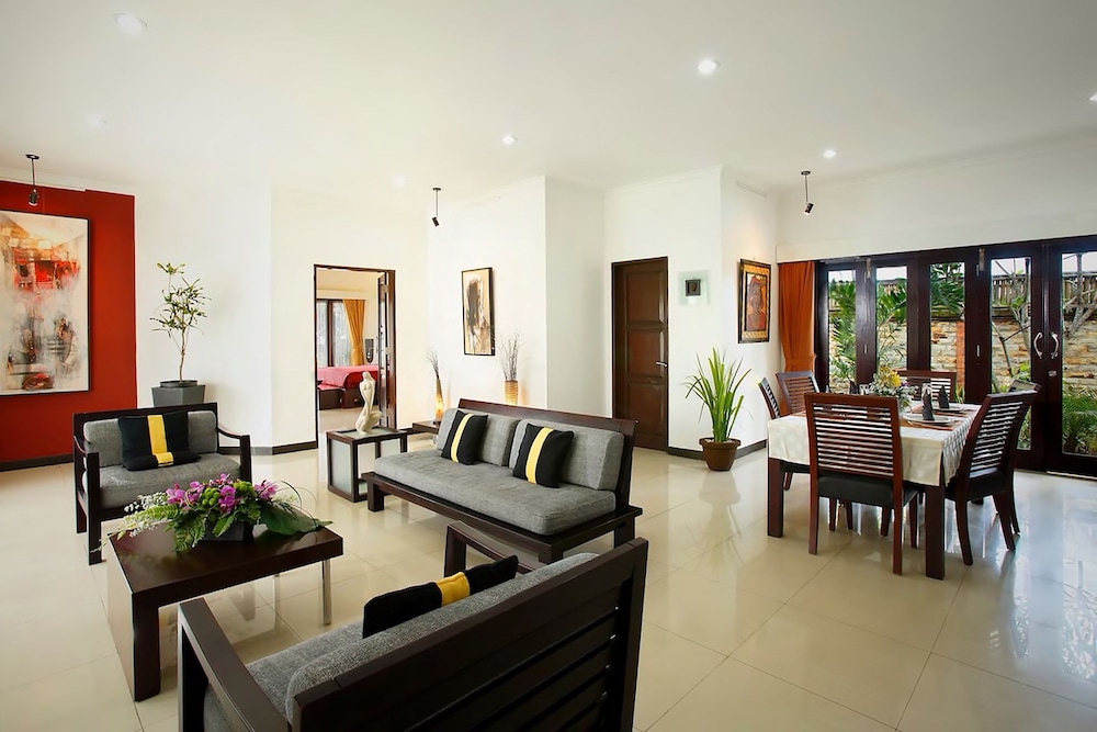 Villa L'orange Bali 25/50