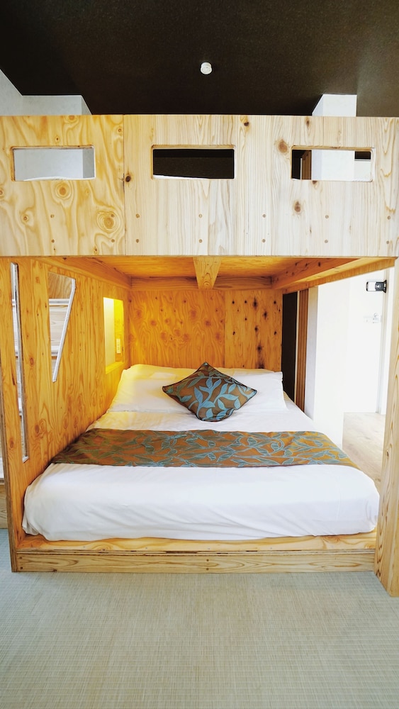 Poly Hostel Osaka 22/60