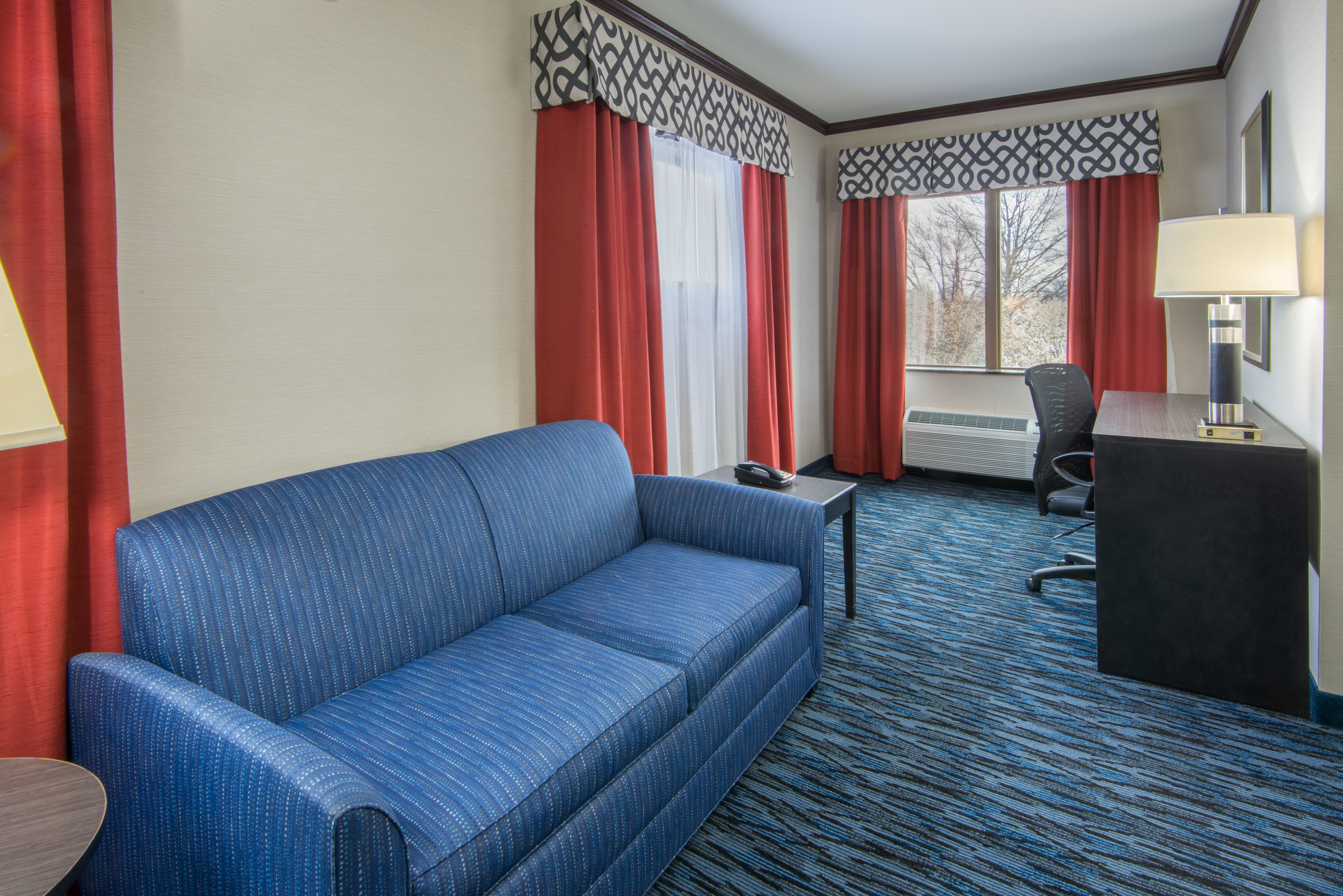 Holiday Inn Express Cleveland Airport Brookpark 31/50
