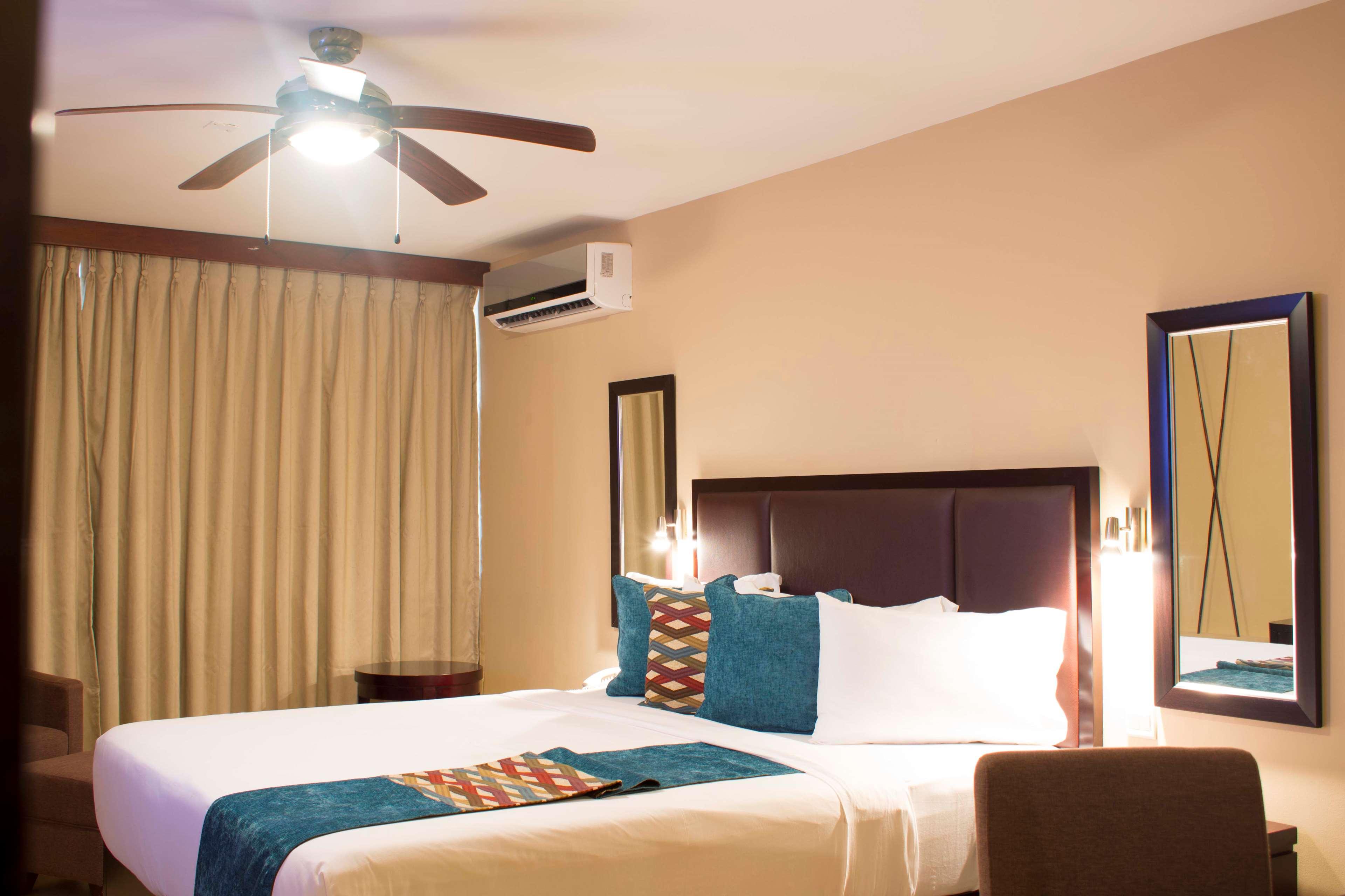 Room at Best Western Plus Accra Beach Hotel, ACCRA