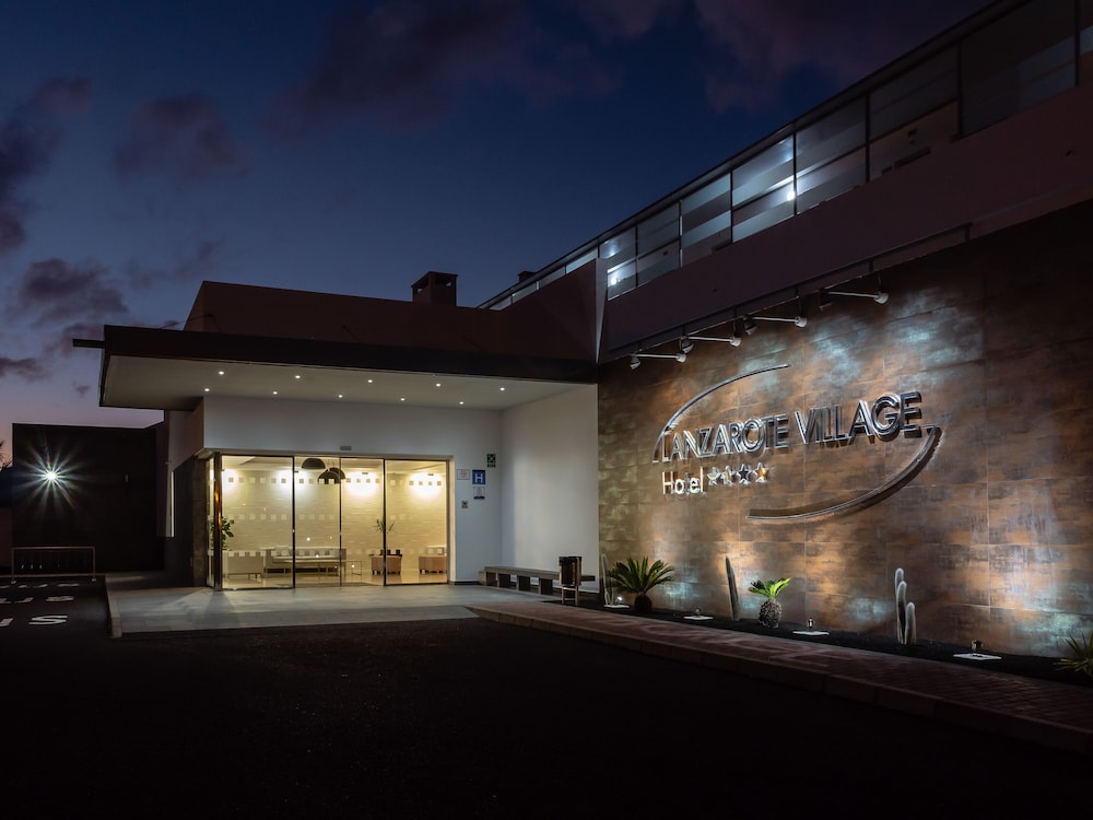 Lanzarote Village Hotel 2/69