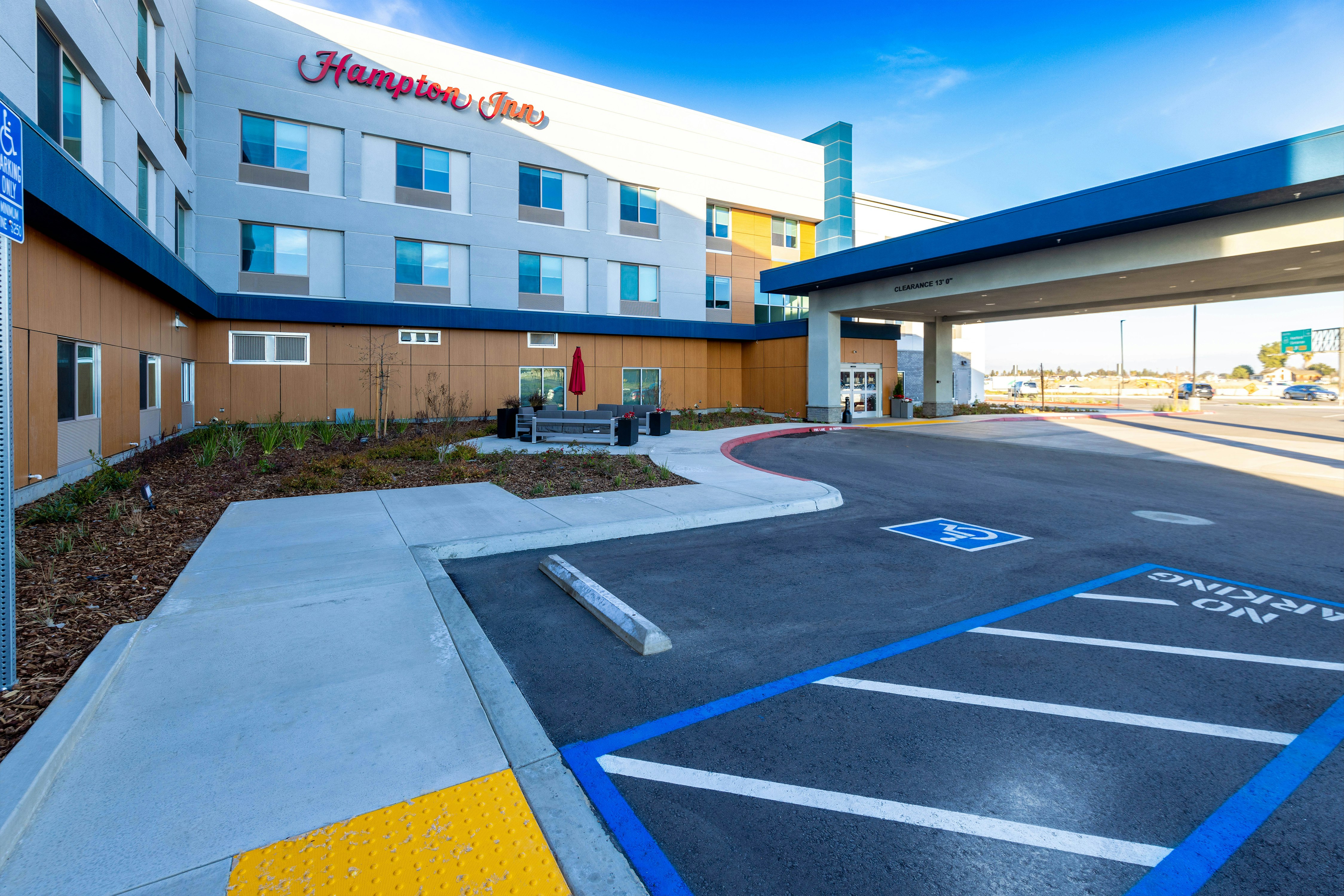 Hampton Inn Selma Ca 46/58